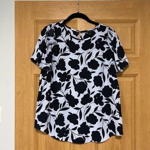 Ann Taylor Floral Smocked Shoulder Top size M